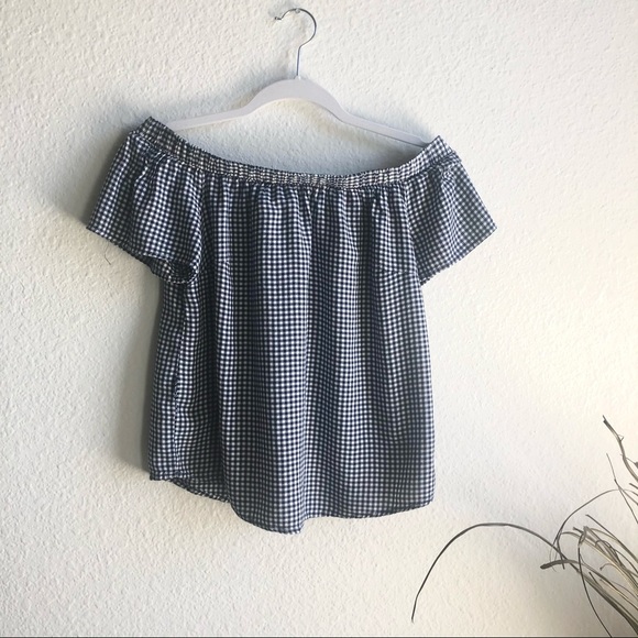 *SOLD* Gingham blue off shoulder cap sleeve top - Picture 2 of 9